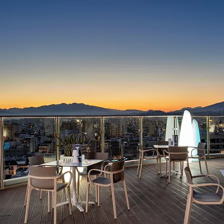 El Puerto By Pierre מלון