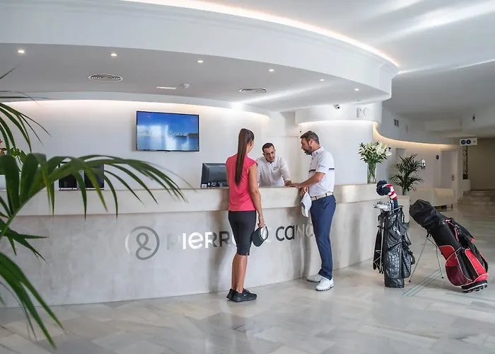 מלון El Puerto By Pierre 3*