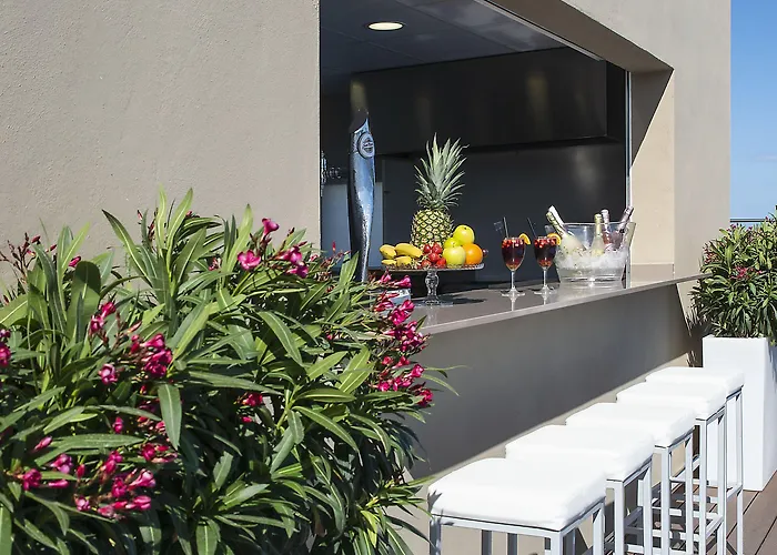 מלון El Puerto By Pierre פואנגירולה