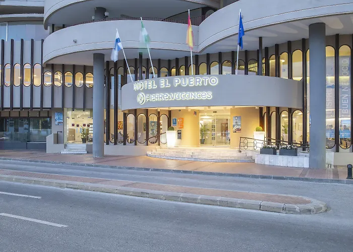 מלון El Puerto By Pierre 3*