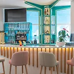 El Puerto By Pierre Hotel 3*