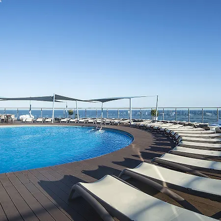 إل بويرتو من بيير فاكانسيز