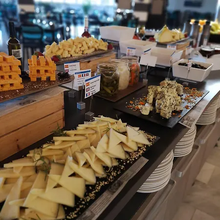 إل بويرتو من بيير فاكانسيز 3*