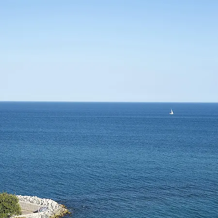 El Puerto By Pierre 3*