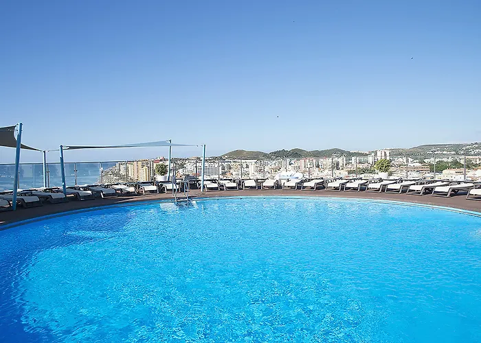 爱尔波多皮埃尔假日酒店 3* 丰希罗拉