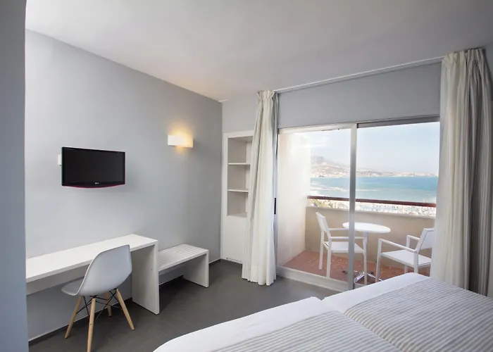 Hotel El Puerto By Pierre Fuengirola