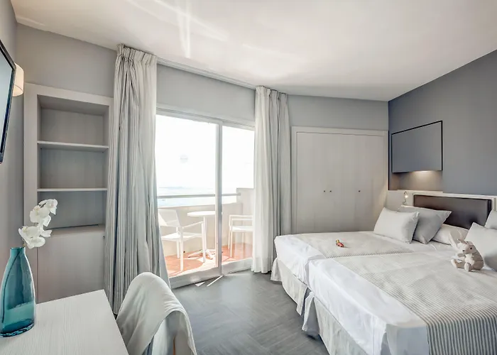 El Puerto By Pierre Hotel 3*