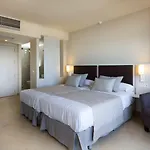 El Puerto By Pierre Hotel 3*